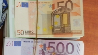 145 000 евро контрабанда в турски автобус откриха митничари