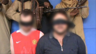 "Ал-Кайда" показа на видео отвлечени британец и италианец