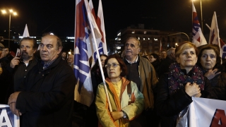 Лекарите в Гърция излязоха на протест 