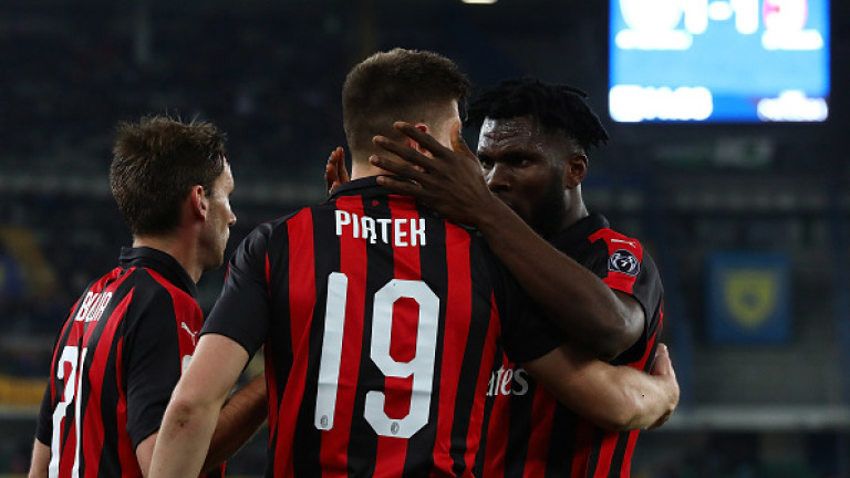 Милан гледа смело към Шампионската лига, Пьонтек отново герой за "росонерите"