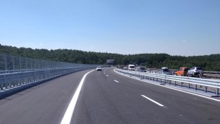 Започва ремонтът на платното за София на 5 виадукта по АМ „Тракия“