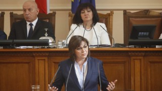 Депутатите от БСП започват новата пленарна сесия с остри критики