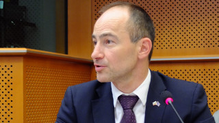 За Андрей Ковачев приоритетно е довършването на коридор номер 8