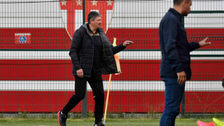 В треньорската си кариера до този момент Любослав Пенев има