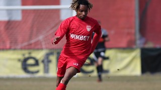 Левски се е отказал от идеята да привлече футболиста на