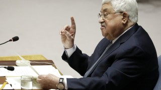 Президентът на Палестина Махмуд Абас е приет в болница в