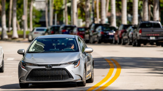 Toyota е произвела четвърт по малко автомобили през октомври спрямо година