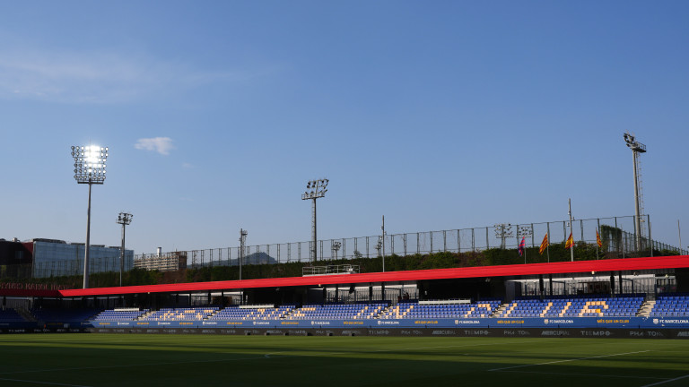 Барселона посреща Валенсия пред едва 6 хиляди зрители