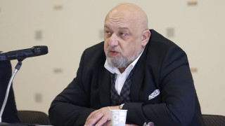 Красен Кралев бе министър на младежта и спорта в правителствата