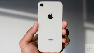 Инвеститори зоват Apple да действа срещу „смартфон пристрастяването”