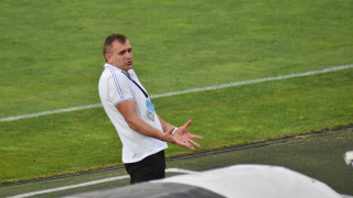 Старши треньорът на Локомотив Пловдив Бруно Акрапович бързо разкри и отпрати