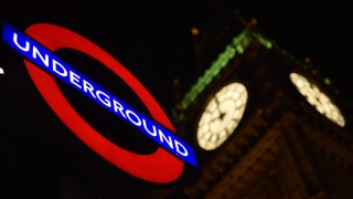 Лондон заплашен от транспортен хаос заради евантуална стачка на метрото