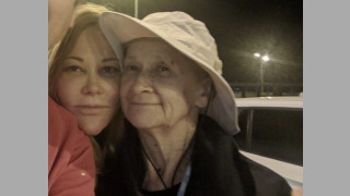 Издирват 75-годишна жена, изчезнала около „Копитото“