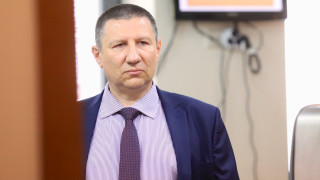 И ф главен прокурор на Република България внесе в 51 то Народно