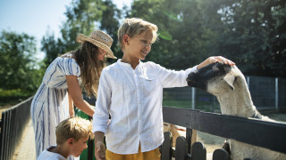 Най обичаме топлите месеци защото те са времето за различни забавления