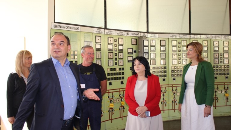 Процедурата по продажбата на електроразпределителната компания ЧЕЗ България е спряна,