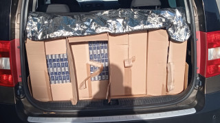 2000 кутии цигари без бандерол задържаха митничари в Русе
