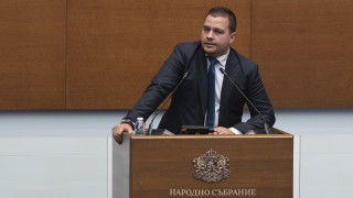 ГЕРБ и ПП ДБ са двете страни на една и съща