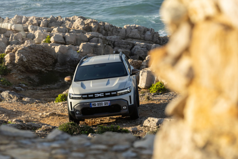 Dacia Duster, трето поколение