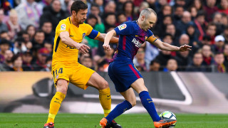 Капитанът Андрес Иниеста може да се раздели с Барселона след