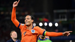 Селекционерът на Нидерландия Роналд Куман заяви че капитанът лалетата Върджил ван