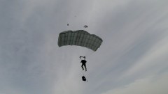 Хиляди парашутисти от американската армия пристигат в Близкия изток