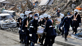 16 000 са загиналите и изчезнали в Япония