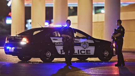 Неизвестен откри стрелба в центъра на Вашингтон