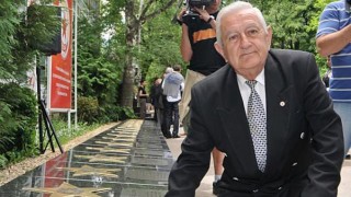 ЦСКА почете паметта на легендата си Крум Янев Армейци На