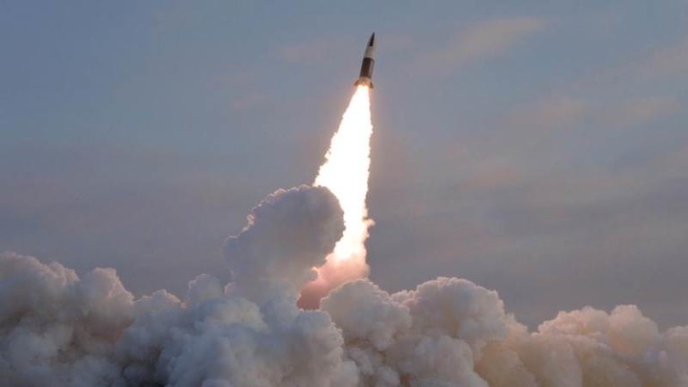 КНДР изстреля още две балистични ракети