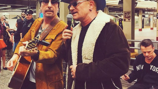 U2 предизвикаха хаос в метрото в Ню Йорк