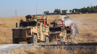 Турските сили засилват бомбардировките в Сирия 