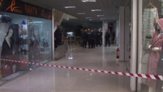 Хванаха избягалата боа от зоомагазин в пловдивски мол