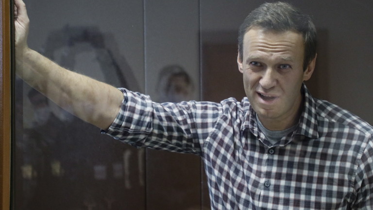 Великобритания санкционира седем руски агенти за отравянето на Навални