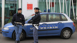 Италианската полиция обяви че нахълтала във фирма специализирана във военни