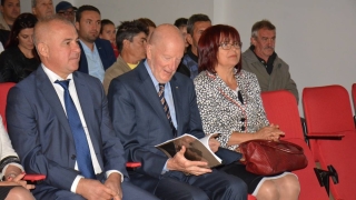 Смяната на Бокова не вещае грандиозен успех, напротив, убеден Сакскобургготски