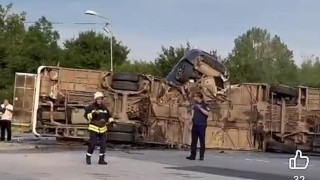 Прокурор: Гонка е причината за тежката катастрофа с автобус на "Челопешко шосе"