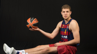 Най добрият български баскетболист Александър Везенков е с положителни нагласи за