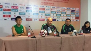 Българският треньор Здравко Здравков продължава с успешната си серия начело