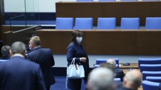 Днес водени от грижа за хората предложихме ДДС на лекарствата