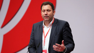 Социалдемократическата партия на Германия обяви че ще напусне управляващата коалиция