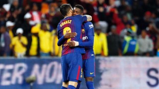 Испанският гранд Барселона стана първият клуб в историята с футболисти