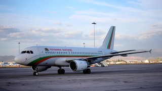 Правителственият самолет лети до Тел Авив за да прибере български