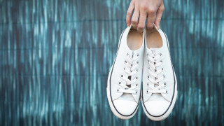 Как да поддържаме белите обувки в изряден вид
