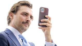 На десен нидерландски депутат бе наредено да изтрие свои публикации