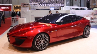 Амбициозният план на Alfa Romeo се отлага с две години