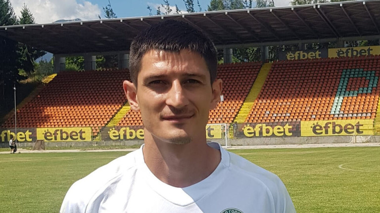 Вратар от дубъла на Ботев (Враца) стана част от първия отбор