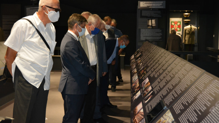 Изложба на военноисторическия музей събра ръководството на армията от последните