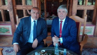 Борисов и руският посланик разговаряха за енергетиката в Троянския манастир