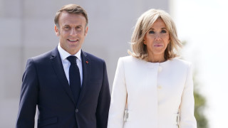 Десетима души обвинени в сексистки онлайн тормоз срещу съпругата на